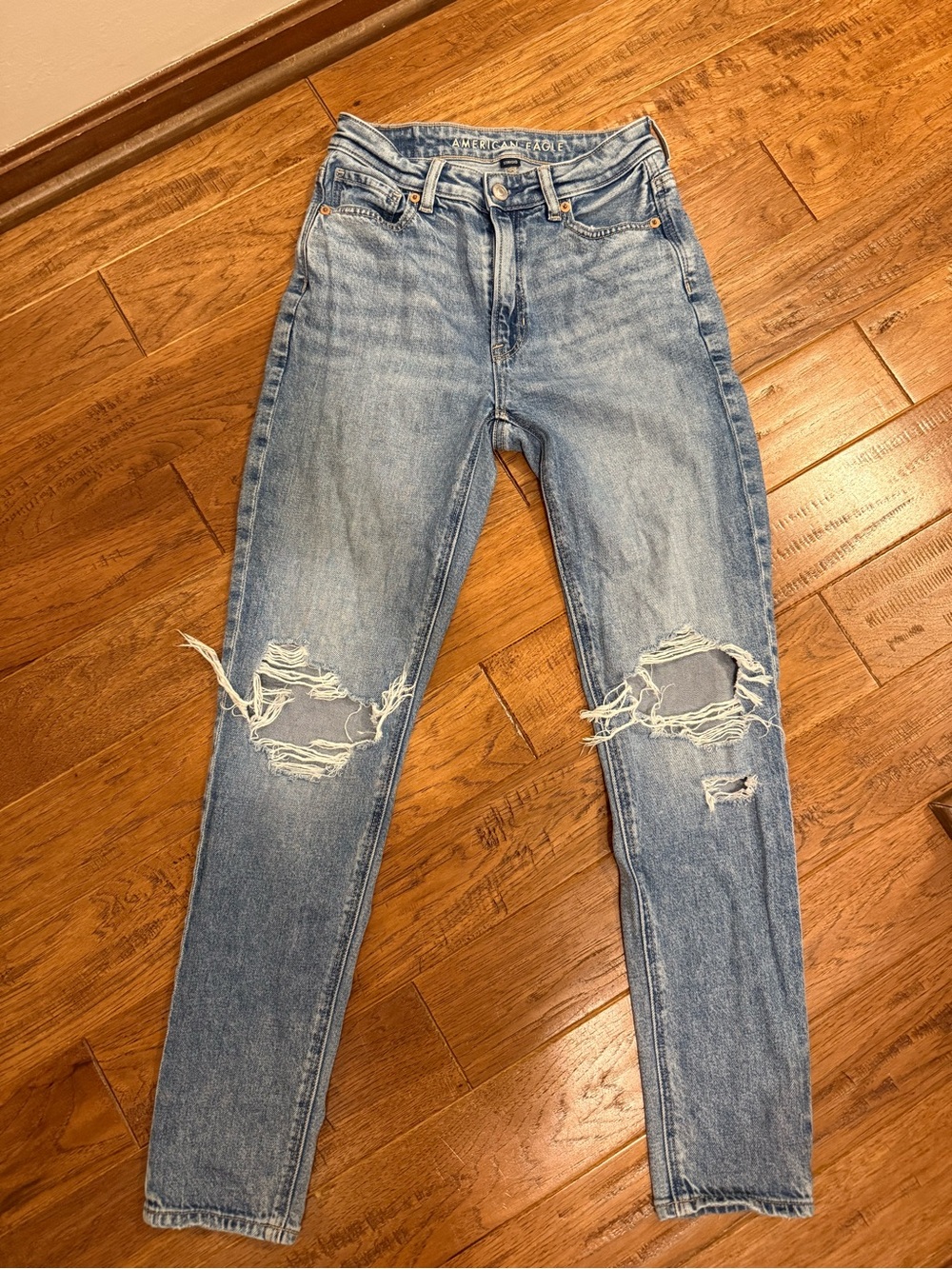 AE strigid mom jeans